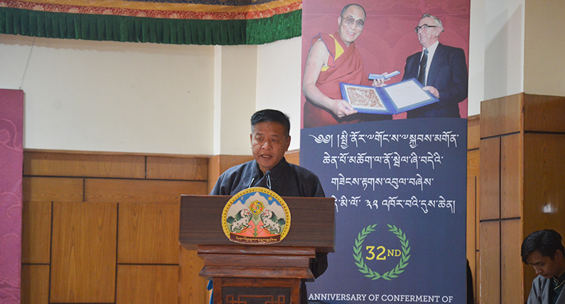 Sikyong Penpa Tsering delivering the Statement of the Kashag on the 32nd Anniversary of the Conferment of the Nobel Peace Prize on His Holiness the Dalai Lama of Tibet, in Dharamshala, on December 10, 2021. Photo: TPI/Yangchen Dolma