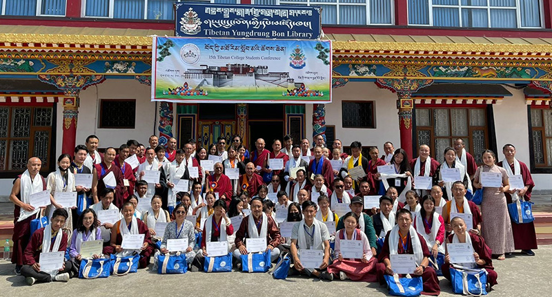 Speakers, guests and participants of the 15th Tibetan Student Conference posing for photographs during the conclusion of the conference in India on 15 April 2022. Photo: TPI