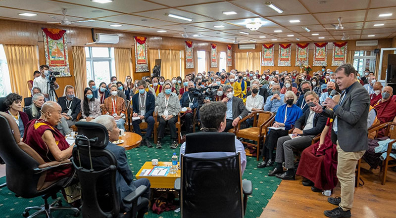 His Holiness the Dalai Lama with scientists and others at the Mind & Life conversation in Dharamshala on October 12, 2022. Photo: OHHDL