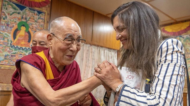 His Holiness the Dalai Lama and the US Special Coordinator for Tibetan Issues Uzra Zeya in Dharamshala, May 19, 2022. Photo: OHHDL/ Tenzin Choejor