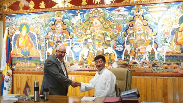 Michael David Danby, member of Australian Parliament with Dr Lobsang Sangay, President of the Central Tibetan Administration at the Kashag Secretariat, Dharamshala, india on April 27, 2018. Photo: Kasha Secretariat/CTA