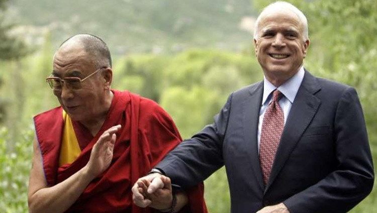 His Holiness the Dalai Lama with Sen John McCain in Aspen, Colorado, USA in 2008. Photo: AP/Carolyn Kaster