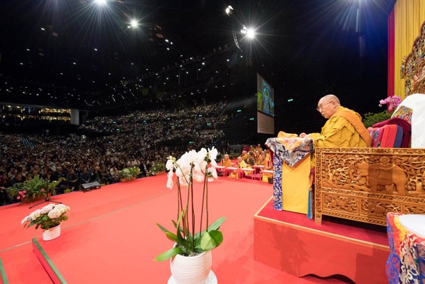His Holiness the Dalai Lama's teaching at the Zurich Hallenstadion in Zurich, Switzerland on September 23, 2018. Photo by Manuel Bauer