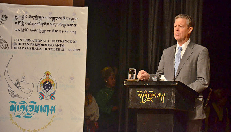 US Ambassador at large for International Religious Freedom, Samuel D Brownback delivers the inaugural address at the first-ever International Conference on Tibetan Performing Arts at TIPA, Dharamshala, October 28, 2019. Photo: TPI/Yangchen Dolma