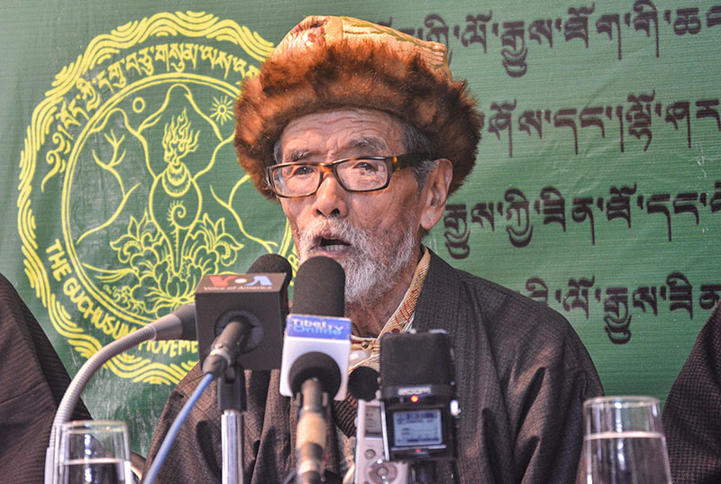 Takna Jigme Sangpo speaks during a press conference at the exhibition hall of Gu-Chu-Sum Movement of Tibet, on January 23, 2014 in Dharamshala, India. Photo: TPI/Choneyi Sangpo